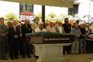 Son Osmanlı veliahdının kuzeni toprağa verildi
