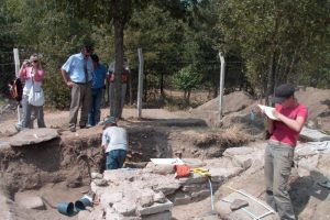 1500 yıllık  Bazilika g&uuml;n y&uuml;z&uuml;ne &ccedil;ıkıyor