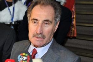 G&uuml;nay'dan h&uuml;k&uuml;mete eleştiriler