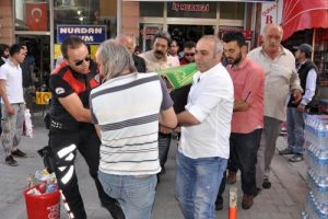 Dershane &ccedil;atısında kendisini astı