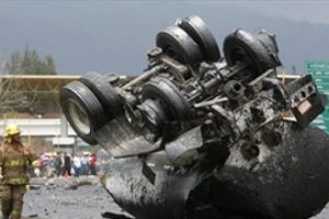 Tanker protestoculara daldı!