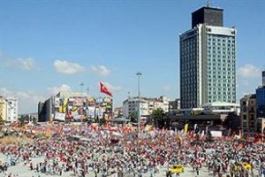 Taksim Dayanışması &uuml;yeleri muhalefet ile g&ouml;r&uuml;şt&uuml;