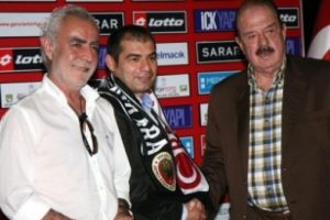 G.Birliği'nde Metin Diyadin imzayı attı