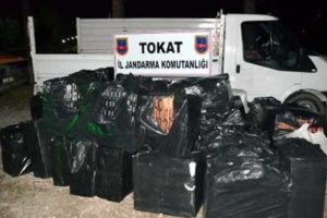 Tokat'ta ka&ccedil;ak sigara yakalandı
