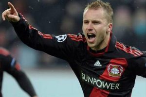 Kadlec F.Bah&ccedil;e yolunda