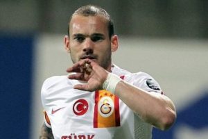 Sneijder'den Chelsea a&ccedil;ıklaması