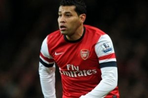 Andre Santos yeniden Londra'ya