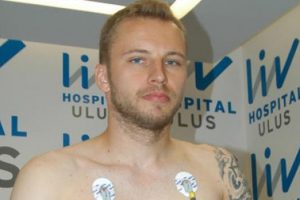 Kadlec sağlık kontrol&uuml;nden ge&ccedil;ti