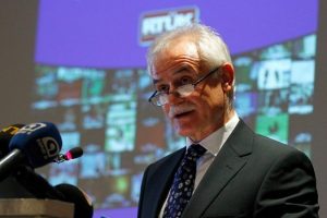 "Lisansı olmayan kuruluş yayın yapamaz"