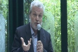 "Gezi direnişine selamlarımı g&ouml;nderiyorum"