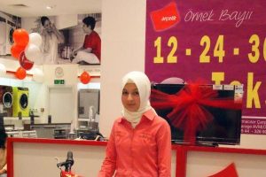 Tanıyamadığı babası i&ccedil;in yazdığı kompozisyonla birinci oldu