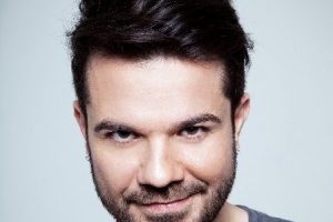 Barış Man&ccedil;o Onur &Ouml;d&uuml;l&uuml; Kenan Doğulu'nun