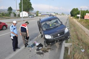 Asker ziyareti d&ouml;n&uuml;ş&uuml; korkun&ccedil; kaza!