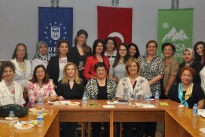 Kadınlara etkili iletişim teknikleri anlatıldı