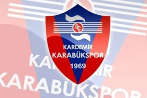 Karab&uuml;k futbolcu yetiştiriyor