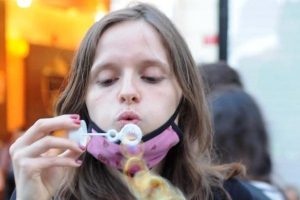 Polisler AKM'nin &uuml;zerinde hatıra fotoğrafı &ccedil;ektirdi