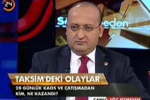 Ertuğrul G&uuml;nay AK Parti'yi &uuml;zd&uuml;