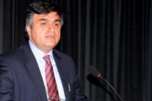 Y&Ouml;K Başkanı akademisyenleri uyardı