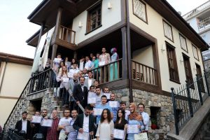 D&uuml;ndar'dan k&uuml;lt&uuml;r el&ccedil;ilerine sertifika