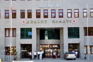İki kadını &ouml;ld&uuml;ren sanığın yargılanmasına başlandı