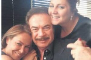 Sibel Can ve H&uuml;lya Avşar Orhan Gencebay'la buluştu