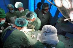 Asker ameliyathaneye girdi doktor istifa etti
