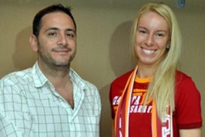 Rabadzhieva imzayı attı