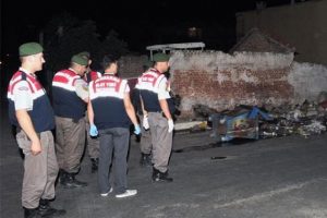 &Ccedil;&ouml;p konteynerinden el bombası &ccedil;ıktı