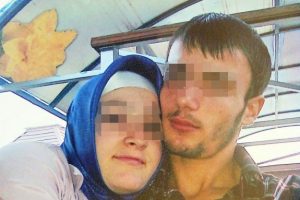 Kız arkadaşı tokat attı diye boğazını kesmiş