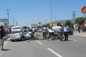 E-87 kara yolu savaş alanına d&ouml;nd&uuml;