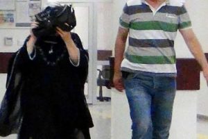 Evinde fuhuş yaptığı iddiasıyla g&ouml;zaltında