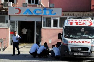 6 tarım iş&ccedil;isi yemekten zehirlendi