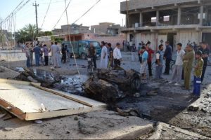 Irak'ta 2 bomba y&uuml;kl&uuml; ara&ccedil; patladı