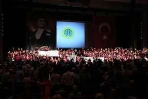 Mezuniyet t&ouml;reninde "Gezi" gerginliği