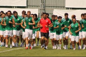 Timsah transferi kampa yetiştirecek