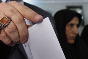 Arnavutluk'ta olaylı genel se&ccedil;im: 1 &ouml;l&uuml;, 7 yaralı
