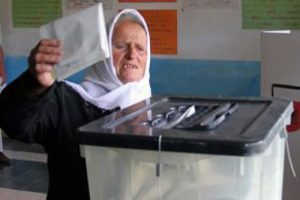 Arnavutluk'ta se&ccedil;imler sağ ittifakın