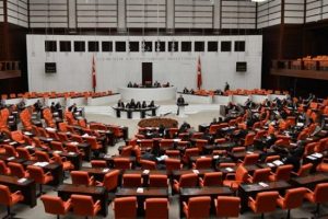 Adaylık başvuruları başladı
