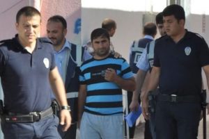 Aksaray'da uyuşturucu operasyonu: 90 g&ouml;zaltı
