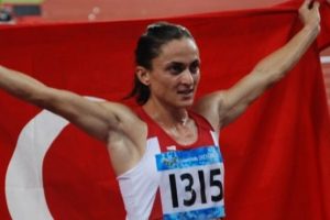 Binnaz Uslu'nun durumu ciddiyetini koruyor