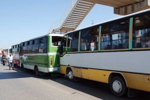 Yolcu durağında zincirleme kaza