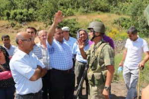 Uludere'de sınıra gitmek isteyen İHD'lilere izin verilmedi