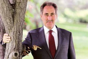 Ertuğrul G&uuml;nay'dan 'bayrak' itirazı