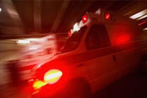 Yaralıları taşıyan ambulans ka&ccedil;ırıldı