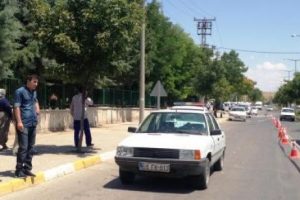 Otomobilin &ccedil;arptığı 5 yaşındaki &ccedil;ocuk &ouml;ld&uuml;