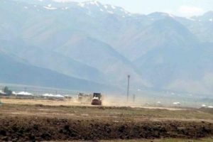 Y&uuml;ksekova Havaalanı'nın yapımı s&uuml;r&uuml;yor