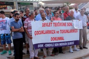 Mersin'de Gezi Parkı'na destek s&uuml;r&uuml;yor