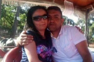 Tartıştığı kocasını silahla vurarak &ouml;ld&uuml;rd&uuml;