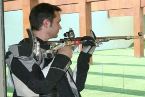 Fransız sporcudan atışta altın vuruş