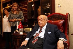 S&uuml;leyman Demirel'den Gezi Parkı yorumu